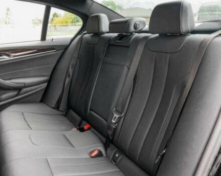 БМВ 5 Серия 2023 в Житомире на Automoto.ua Черный БМВ 5 Серия, объемом двигателя 2 л и пробегом 15 тыс. км за 38000 $, фото 9 на Automoto.ua