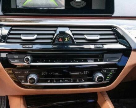 БМВ 5 Серия 2023 в Львове на Automoto.ua Черный БМВ 5 Серия, объемом двигателя 3 л и пробегом 13 тыс. км за 38000 $, фото 11 на Automoto.ua