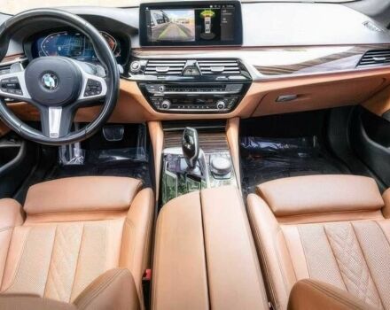 БМВ 5 Серия 2023 в Львове на Automoto.ua Черный БМВ 5 Серия, объемом двигателя 3 л и пробегом 13 тыс. км за 38000 $, фото 8 на Automoto.ua