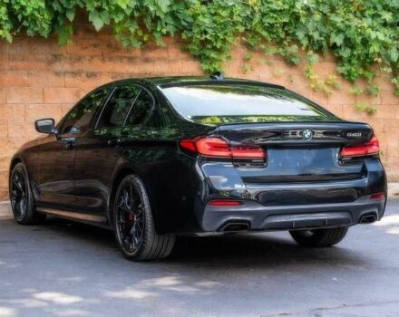 БМВ 5 Серия 2023 в Львове на Automoto.ua Черный БМВ 5 Серия, объемом двигателя 3 л и пробегом 13 тыс. км за 38000 $, фото 4 на Automoto.ua