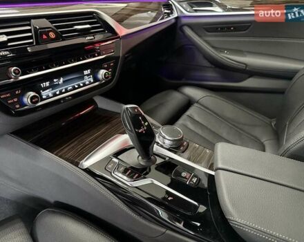 Чорний БМВ 5 Серія, об'ємом двигуна 2.99 л та пробігом 25 тис. км за 63000 $, фото 35 на Automoto.ua