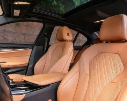 БМВ 5 Серия 2023 в Львове на Automoto.ua Черный БМВ 5 Серия, объемом двигателя 3 л и пробегом 13 тыс. км за 38000 $, фото 10 на Automoto.ua