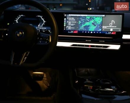 Чорний БМВ 5 Серія, об'ємом двигуна 3 л та пробігом 1 тис. км за 104700 $, фото 30 на Automoto.ua