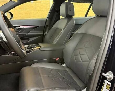 Чорний БМВ 5 Серія, об'ємом двигуна 3 л та пробігом 1 тис. км за 104700 $, фото 40 на Automoto.ua