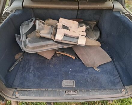 Чорний БМВ 5 Серія, об'ємом двигуна 2.5 л та пробігом 250 тис. км за 1550 $, фото 6 на Automoto.ua