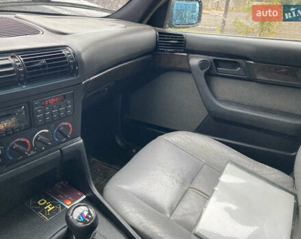 Черный БМВ 5 Серия, объемом двигателя 2.5 л и пробегом 300 тыс. км за 2300 $, фото 5 на Automoto.ua