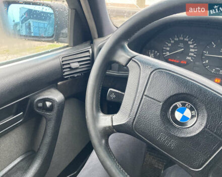 Черный БМВ 5 Серия, объемом двигателя 2.5 л и пробегом 300 тыс. км за 2300 $, фото 6 на Automoto.ua