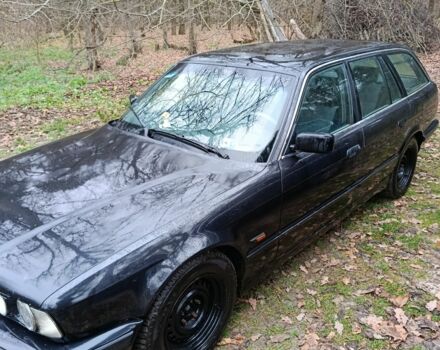 Черный БМВ 5 Серия, объемом двигателя 2.5 л и пробегом 324 тыс. км за 2600 $, фото 2 на Automoto.ua