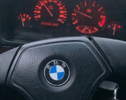 Черный БМВ 5 Серия, объемом двигателя 1.8 л и пробегом 3 тыс. км за 1350 $, фото 4 на Automoto.ua