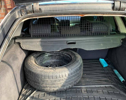 Черный БМВ 5 Серия, объемом двигателя 1.99 л и пробегом 369 тыс. км за 3150 $, фото 6 на Automoto.ua