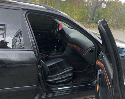 Черный БМВ 5 Серия, объемом двигателя 2.99 л и пробегом 250 тыс. км за 2999 $, фото 7 на Automoto.ua