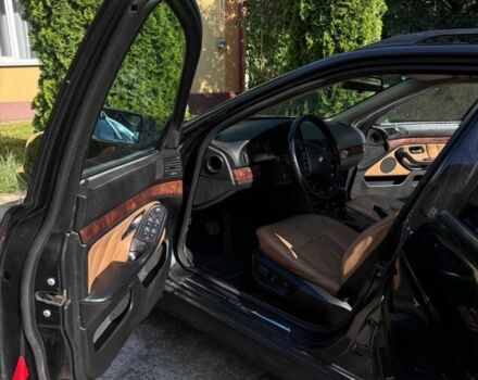 Черный БМВ 5 Серия, объемом двигателя 3 л и пробегом 400 тыс. км за 2222 $, фото 2 на Automoto.ua