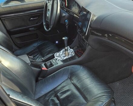 Чорний БМВ 5 Серія, об'ємом двигуна 2.2 л та пробігом 398 тис. км за 5000 $, фото 8 на Automoto.ua