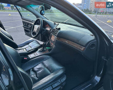 Черный БМВ 5 Серия, объемом двигателя 3 л и пробегом 550 тыс. км за 5350 $, фото 19 на Automoto.ua