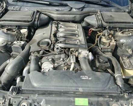 Чорний БМВ 5 Серія, об'ємом двигуна 2.93 л та пробігом 340 тис. км за 4800 $, фото 7 на Automoto.ua