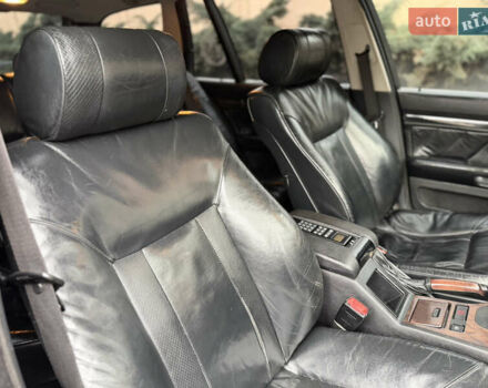 Чорний БМВ 5 Серія, об'ємом двигуна 2.5 л та пробігом 300 тис. км за 5000 $, фото 54 на Automoto.ua