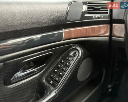 Чорний БМВ 5 Серія, об'ємом двигуна 2.5 л та пробігом 300 тис. км за 5000 $, фото 42 на Automoto.ua