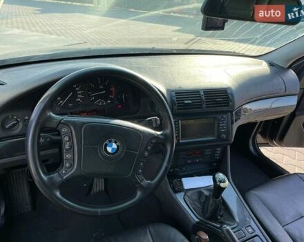 Черный БМВ 5 Серия, объемом двигателя 2.5 л и пробегом 314 тыс. км за 5500 $, фото 5 на Automoto.ua