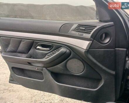 Черный БМВ 5 Серия, объемом двигателя 2.93 л и пробегом 370 тыс. км за 5200 $, фото 7 на Automoto.ua