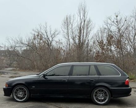 Черный БМВ 5 Серия, объемом двигателя 2.9 л и пробегом 300 тыс. км за 2800 $, фото 1 на Automoto.ua