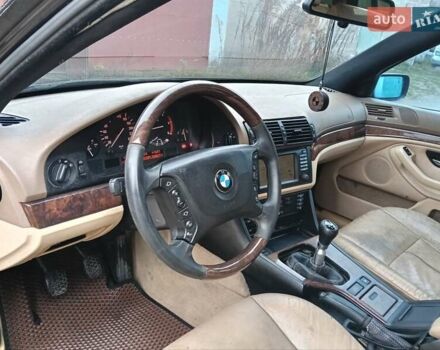 Черный БМВ 5 Серия, объемом двигателя 2.5 л и пробегом 400 тыс. км за 4400 $, фото 3 на Automoto.ua