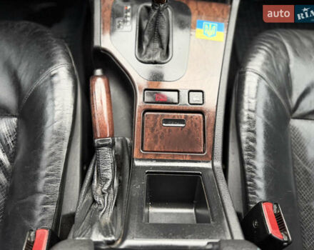 Чорний БМВ 5 Серія, об'ємом двигуна 2.5 л та пробігом 300 тис. км за 5000 $, фото 38 на Automoto.ua