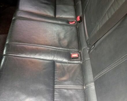 Черный БМВ 5 Серия, объемом двигателя 2 л и пробегом 374 тыс. км за 5000 $, фото 5 на Automoto.ua