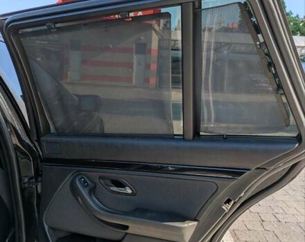 Чорний БМВ 5 Серія, об'ємом двигуна 3 л та пробігом 367 тис. км за 6800 $, фото 17 на Automoto.ua