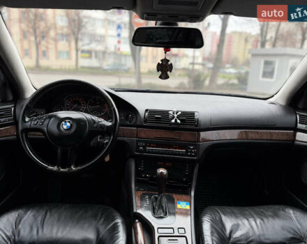 Чорний БМВ 5 Серія, об'ємом двигуна 2.5 л та пробігом 300 тис. км за 5000 $, фото 31 на Automoto.ua