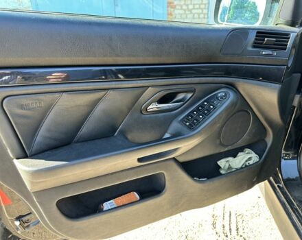 Черный БМВ 5 Серия, объемом двигателя 2.5 л и пробегом 301 тыс. км за 3000 $, фото 11 на Automoto.ua