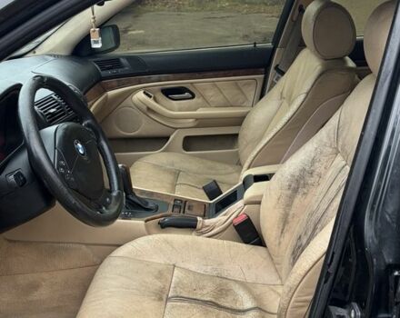 Черный БМВ 5 Серия, объемом двигателя 2.9 л и пробегом 300 тыс. км за 2800 $, фото 9 на Automoto.ua