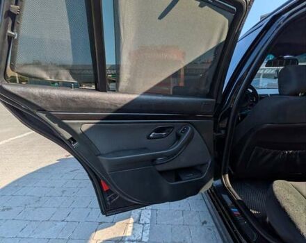 Чорний БМВ 5 Серія, об'ємом двигуна 3 л та пробігом 367 тис. км за 6800 $, фото 19 на Automoto.ua