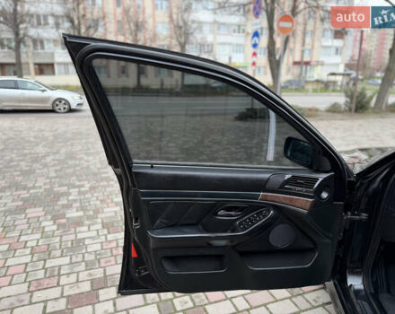 Чорний БМВ 5 Серія, об'ємом двигуна 2.5 л та пробігом 300 тис. км за 5000 $, фото 45 на Automoto.ua