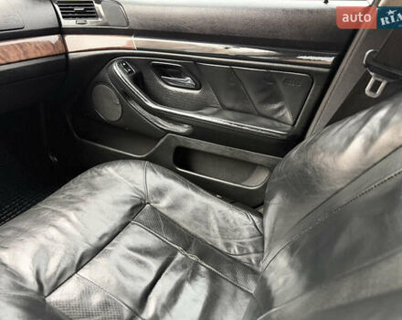 Чорний БМВ 5 Серія, об'ємом двигуна 2.5 л та пробігом 300 тис. км за 5000 $, фото 44 на Automoto.ua