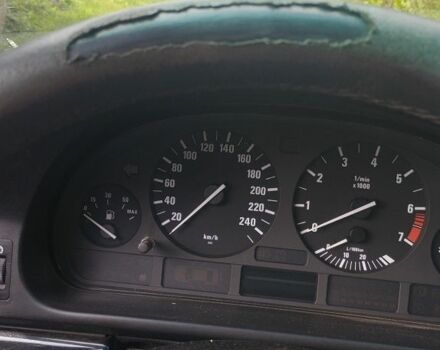 Черный БМВ 5 Серия, объемом двигателя 2.2 л и пробегом 313 тыс. км за 2600 $, фото 5 на Automoto.ua