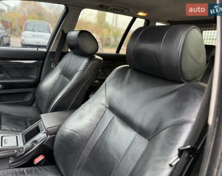 Чорний БМВ 5 Серія, об'ємом двигуна 2.5 л та пробігом 350 тис. км за 5200 $, фото 62 на Automoto.ua