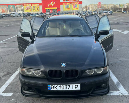 Черный БМВ 5 Серия, объемом двигателя 2.17 л и пробегом 269 тыс. км за 6200 $, фото 1 на Automoto.ua