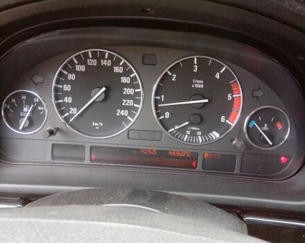 Черный БМВ 5 Серия, объемом двигателя 0 л и пробегом 350 тыс. км за 5300 $, фото 9 на Automoto.ua