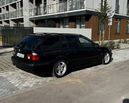 Чорний БМВ 5 Серія, об'ємом двигуна 3 л та пробігом 315 тис. км за 2900 $, фото 3 на Automoto.ua