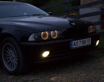 Черный БМВ 5 Серия, объемом двигателя 2.93 л и пробегом 350 тыс. км за 4600 $, фото 2 на Automoto.ua