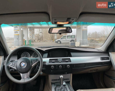 Чорний БМВ 5 Серія, об'ємом двигуна 3 л та пробігом 404 тис. км за 8000 $, фото 10 на Automoto.ua