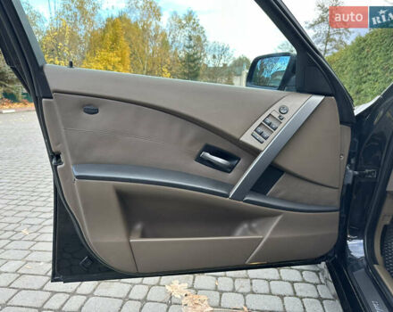 Черный БМВ 5 Серия, объемом двигателя 3 л и пробегом 400 тыс. км за 7400 $, фото 36 на Automoto.ua