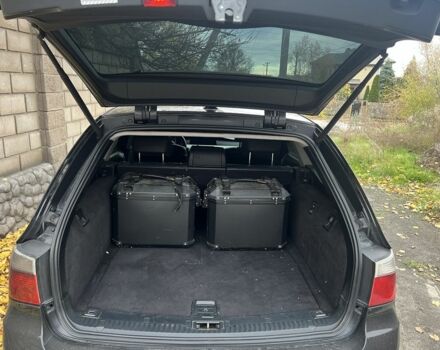 Черный БМВ 5 Серия, объемом двигателя 0 л и пробегом 350 тыс. км за 4400 $, фото 3 на Automoto.ua