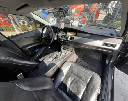 Черный БМВ 5 Серия, объемом двигателя 2.5 л и пробегом 450 тыс. км за 7600 $, фото 10 на Automoto.ua