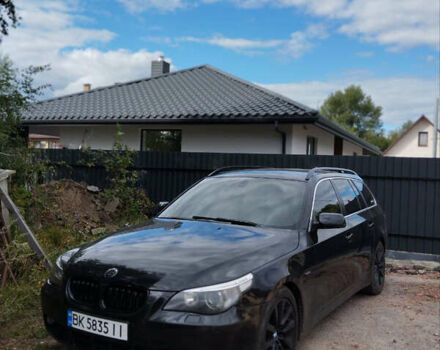 Черный БМВ 5 Серия, объемом двигателя 2.5 л и пробегом 273 тыс. км за 7999 $, фото 2 на Automoto.ua