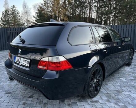 Черный БМВ 5 Серия, объемом двигателя 3 л и пробегом 210 тыс. км за 2143 $, фото 1 на Automoto.ua