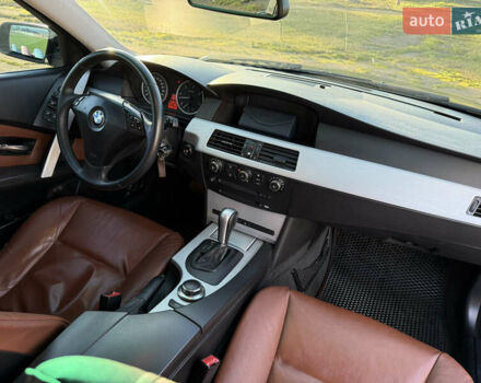 Черный БМВ 5 Серия, объемом двигателя 2.99 л и пробегом 286 тыс. км за 8600 $, фото 44 на Automoto.ua