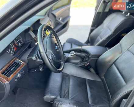Чорний БМВ 5 Серія, об'ємом двигуна 2 л та пробігом 292 тис. км за 9900 $, фото 12 на Automoto.ua