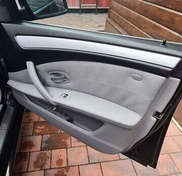 Черный БМВ 5 Серия, объемом двигателя 3 л и пробегом 305 тыс. км за 13000 $, фото 17 на Automoto.ua