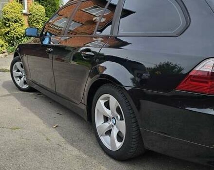 Черный БМВ 5 Серия, объемом двигателя 3 л и пробегом 377 тыс. км за 10900 $, фото 5 на Automoto.ua